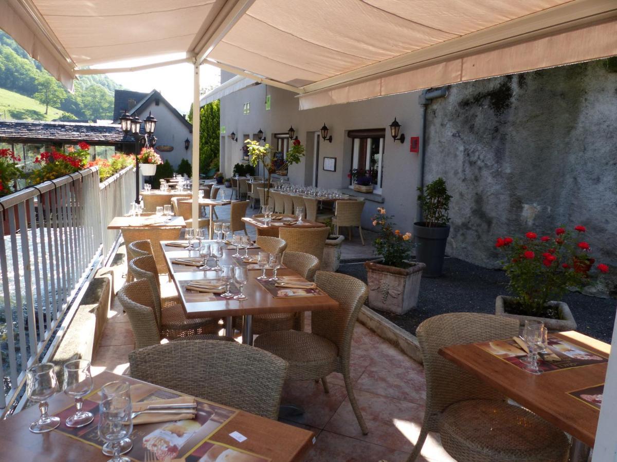 Hotel Logis Auberge De L'Isard Saint-Lary  Exteriör bild