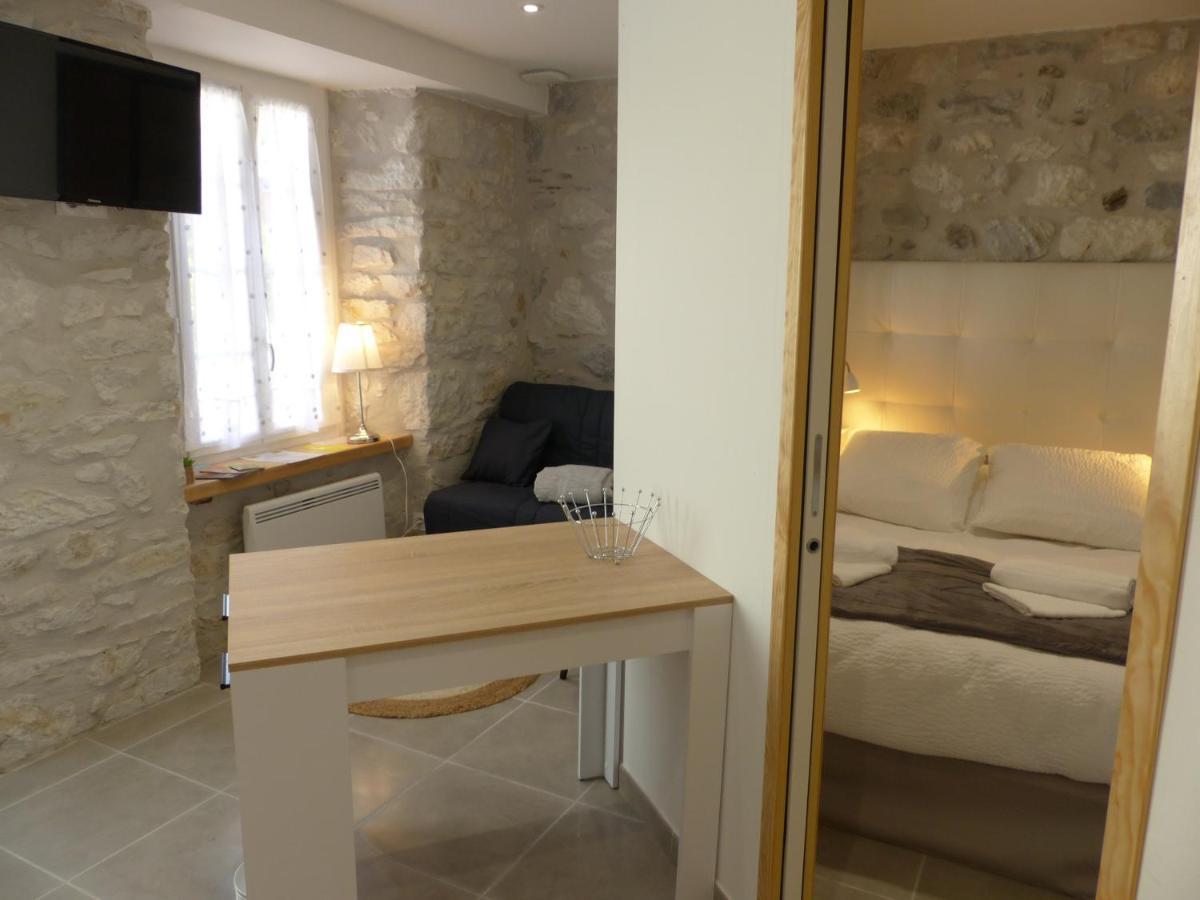 Hotel Logis Auberge De L'Isard Saint-Lary  Exteriör bild